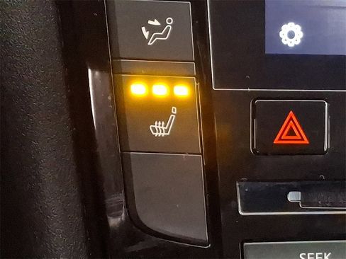 Certified 2025 INFINITI QX50 Luxe image 25