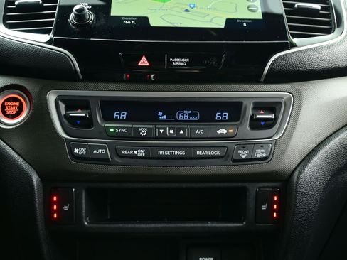 Used 2022 Honda Pilot TrailSport image 22