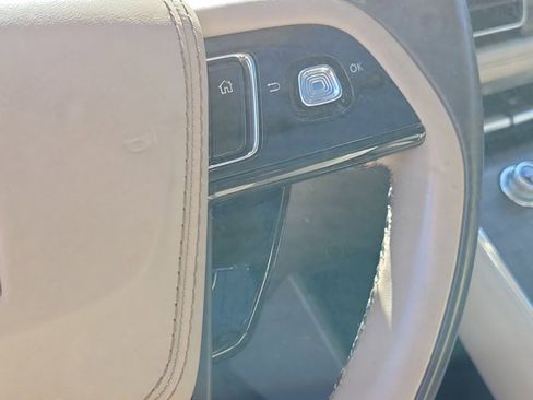 Certified 2020 Lincoln Aviator Reserve w/ Equipment Group 202A image 26