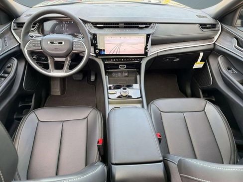 New 2026 Jeep Grand Cherokee L Limited image 17