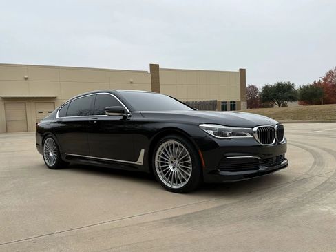 Used 2019 BMW ALPINA B7 xDrive w/ Luxury Rear Seating Package image 7