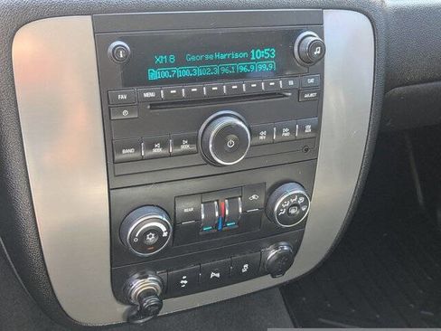 Used 2014 GMC Yukon SLE image 21