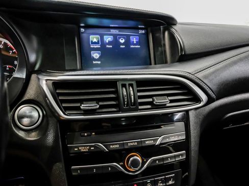 Used 2019 INFINITI QX30 Sport w/ Leather Package image 31