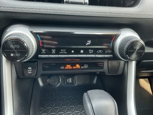 Certified 2024 Toyota RAV4 XLE AWD/4WD image 17