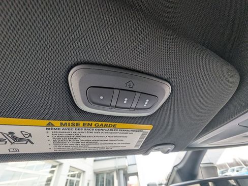 New 2026 Chrysler Pacifica Select w/ S Appearance Package image 35