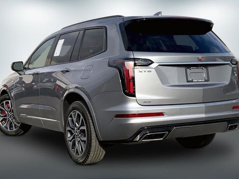 Used 2025 Cadillac XT6 Sport AWD/4WD image 10