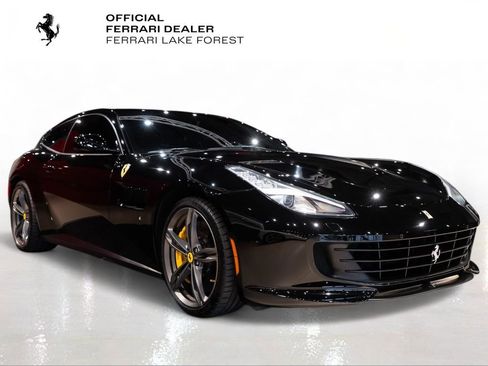 Used 2019 Ferrari GTC4Lusso AWD/4WD image 8