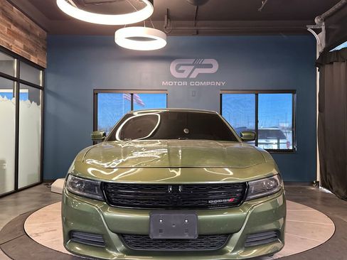 Used 2022 Dodge Charger SXT w/ Leather Interior Group image 8