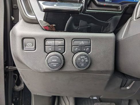 Used 2024 Chevrolet Silverado 1500 LT Trail Boss w/ Convenience Package II image 25