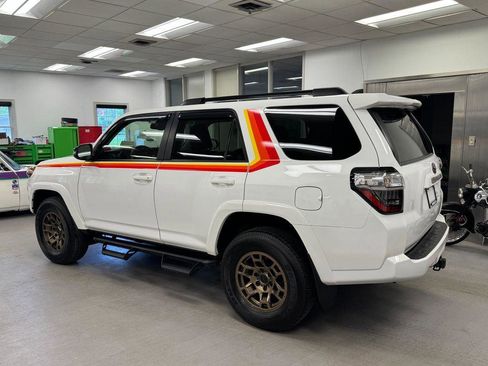 Used 2023 Toyota 4Runner 40th Anniversary SE AWD/4WD image 27