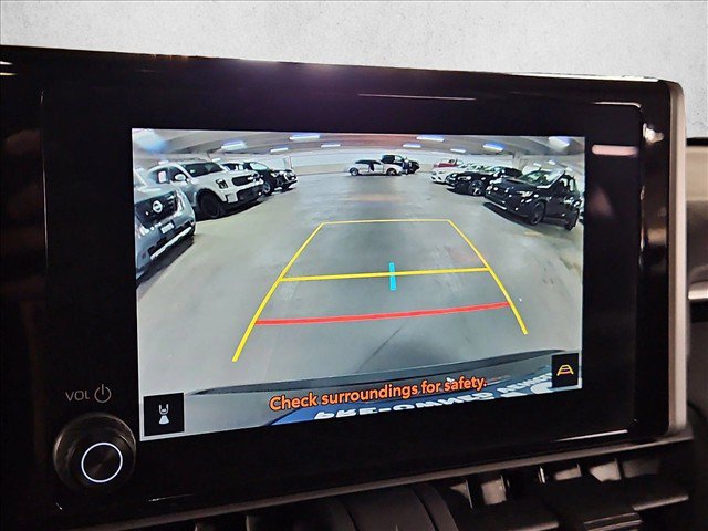 Used 2024 Toyota RAV4 XLE AWD/4WD image 13