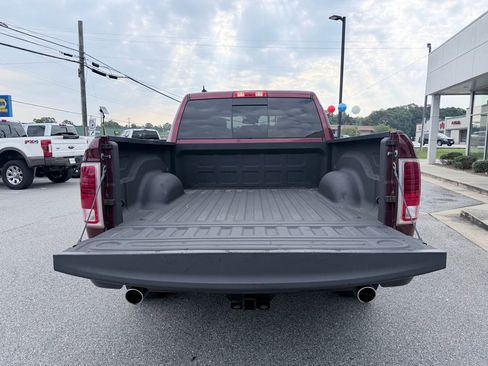 Used 2018 RAM 1500 Laramie Longhorn RWD image 9