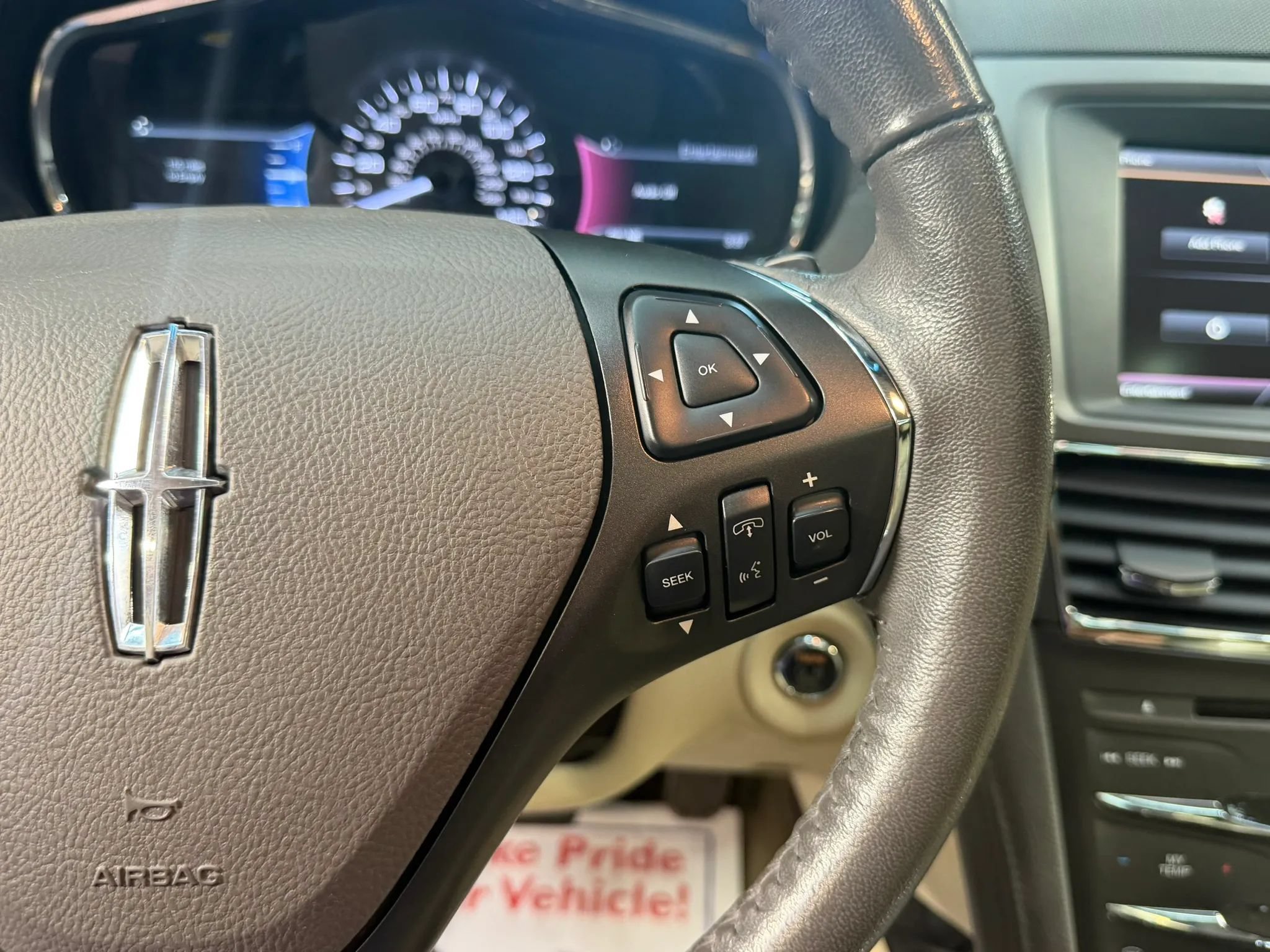 Used 2014 Lincoln MKT AWD w/ Equipment Group 201A image 19