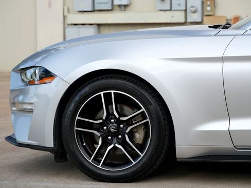 Used 2019 Ford Mustang Premium RWD image 23