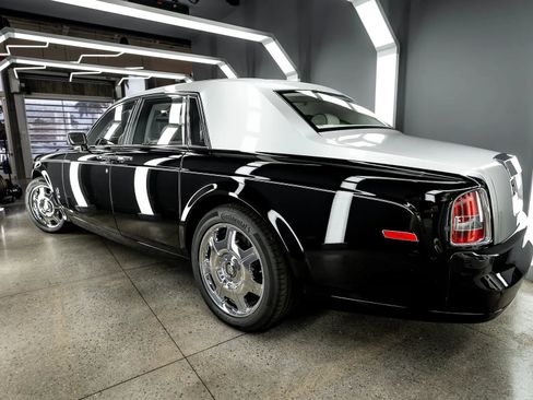 Used 2009 Rolls-Royce Phantom Sedan image 10