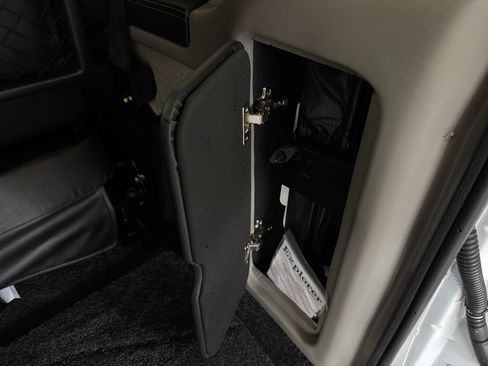 New 2025 GMC Savana 2500 Extended w/ Driver Convenience Package image 38