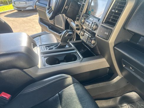 Used 2019 Ford F150 Raptor w/ Equipment Group 802A Luxury AWD/4WD image 27