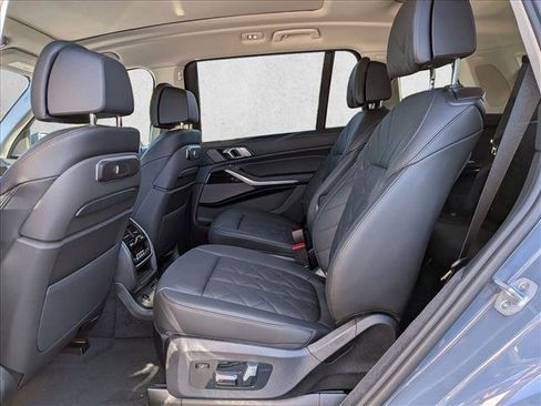 New 2026 BMW X7 xDrive40i AWD/4WD image 17