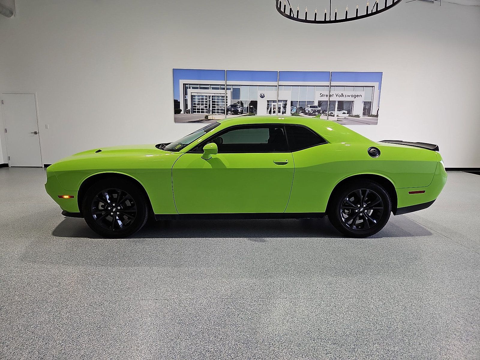 Used 2023 Dodge Challenger SXT w/ Blacktop Package AWD/4WD image 5