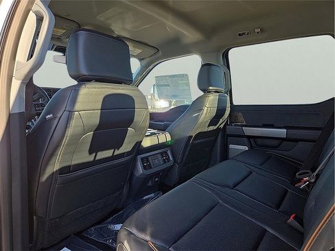 New 2025 Ford F350 Lariat w/ Chrome Package image 9