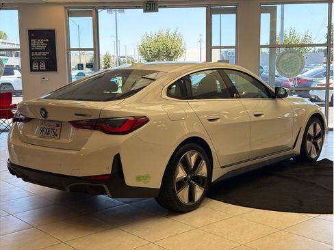 Used 2023 BMW i4 eDrive35 w/ Premium Package RWD image 5