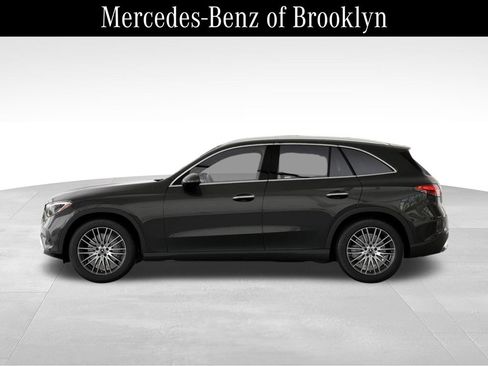 Certified 2025 Mercedes-Benz GLC 300 4MATIC image 34