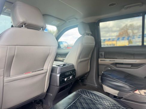 Used 2020 Ford Expedition Limited image 60
