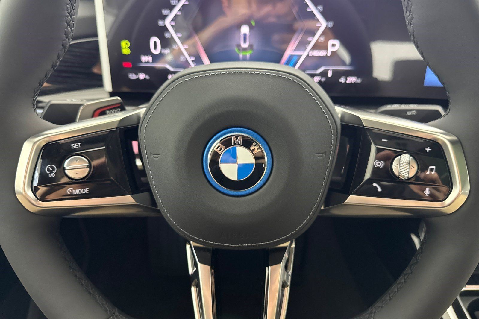 Used 2026 BMW i7 xDrive60 w/ M Sport Package RWD image 10