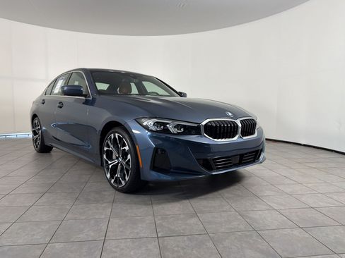 Used 2025 BMW 330i Sedan RWD image 7