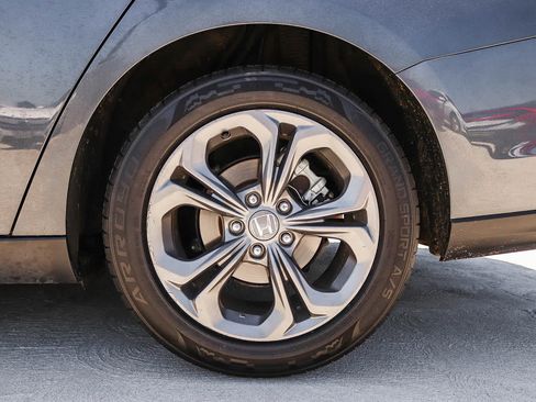 Used 2024 Honda Accord EX image 10