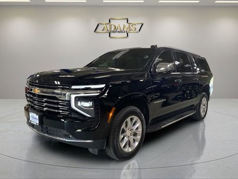 Certified 2025 Chevrolet Suburban Premier AWD/4WD image 1