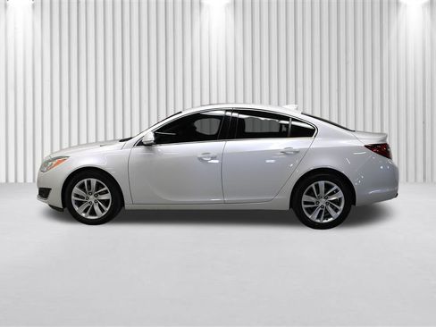 Used 2016 Buick Regal FWD image 7