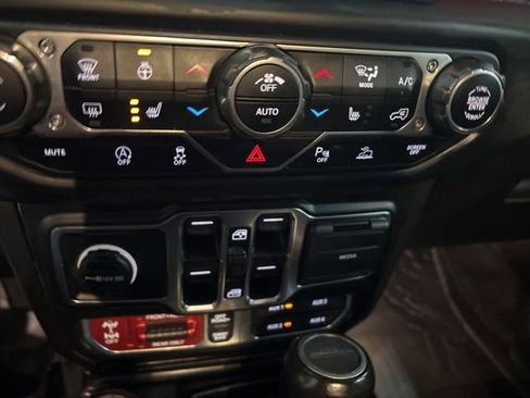 Used 2020 Jeep Gladiator Rubicon image 26