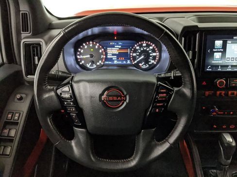 Used 2025 Nissan Frontier PRO-4X AWD/4WD image 11