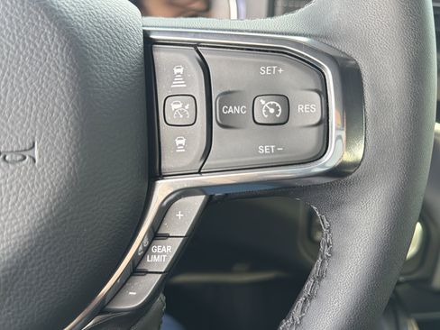 Used 2025 RAM 1500 Laramie w/ Night Edition image 12