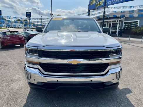 Used 2018 Chevrolet Silverado 1500 W/T w/ WT Fleet Convenience Package RWD image 2