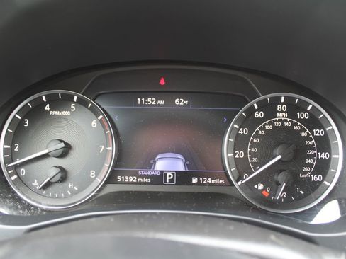 Used 2021 INFINITI QX50 Luxe image 31