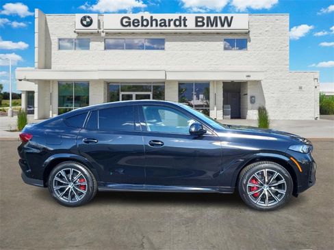 New 2026 BMW X6 xDrive40i w/ Climate Comfort Package image 4