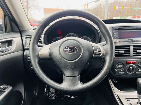 Used 2011 Subaru Impreza 2.5i image 24