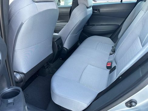 Used 2023 Toyota Corolla Cross AWD Hybrid image 7