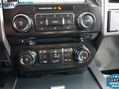 Used 2018 Ford F150 XLT w/ Equipment Group 302A Luxury image 31