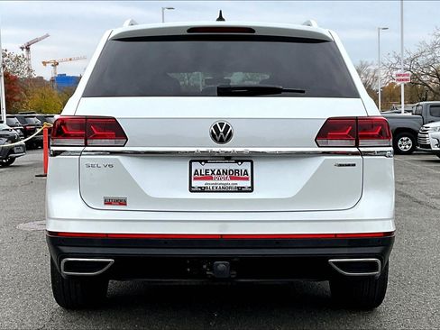 Used 2023 Volkswagen Atlas SEL image 4