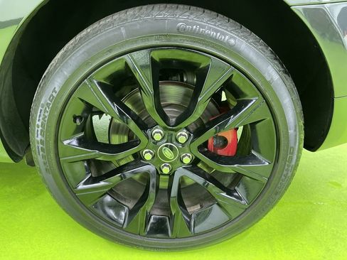 Used 2022 Land Rover Range Rover Sport HST image 15