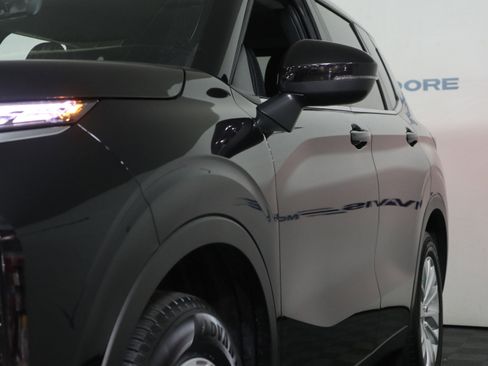 Used 2025 Mitsubishi Outlander ES image 11