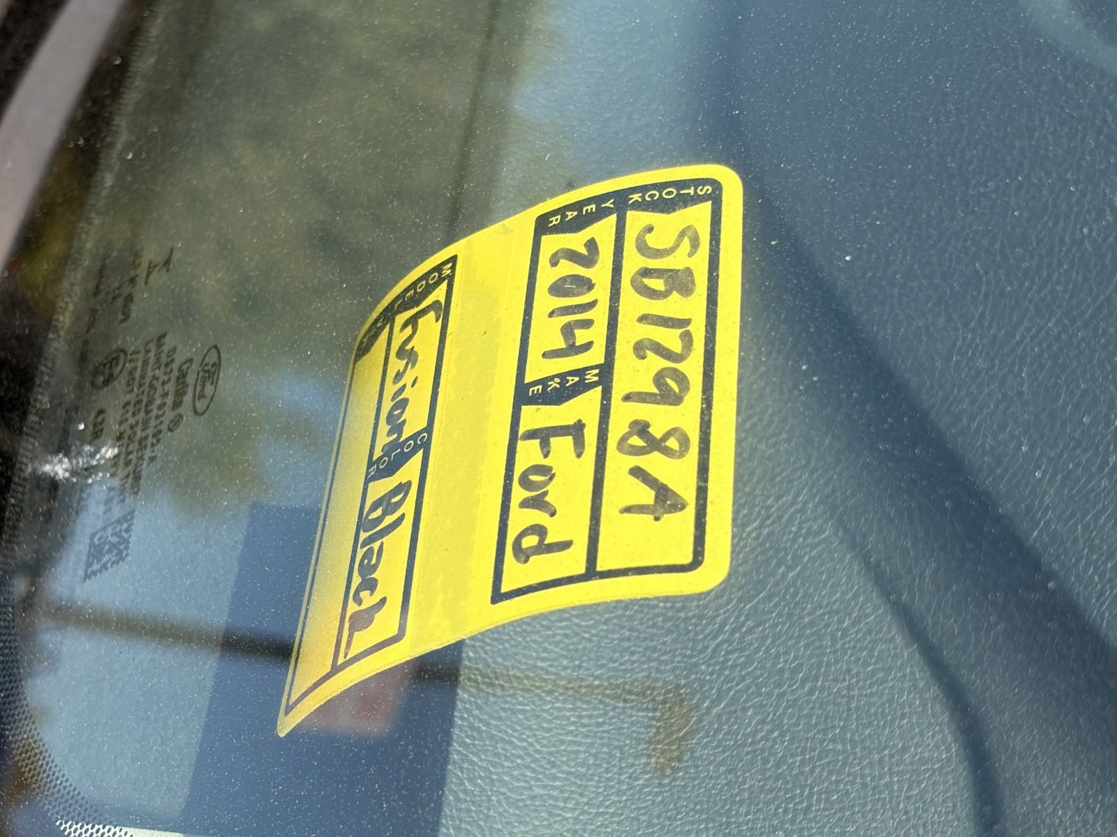 Used 2014 Ford Fusion SE FWD image 31