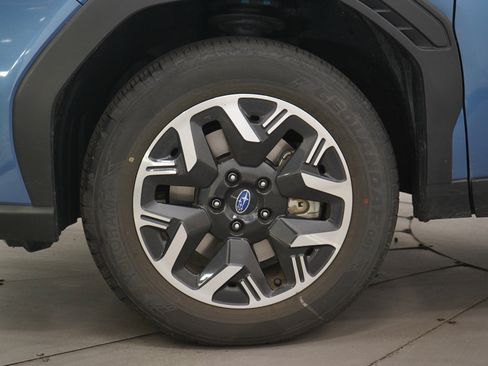 Used 2025 Subaru Forester Premium AWD/4WD image 30