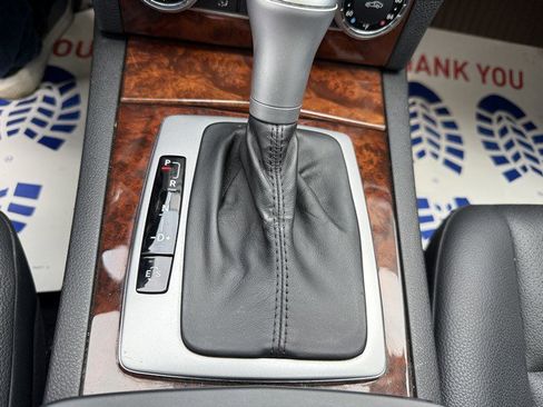 Used 2011 Mercedes-Benz C 300 SPORT 4MATIC image 25