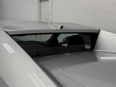 Used 2020 Chevrolet Corvette Stingray Premium Conv w/ 3LT Preferred Equipment Group RWD image 10