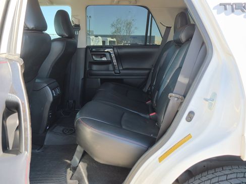 Used 2019 Toyota 4Runner TRD Off-Road Premium image 27