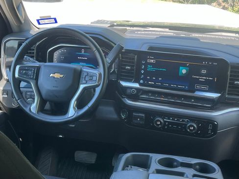 Used 2025 Chevrolet Silverado 3500 LT w/ Safety Package AWD/4WD image 20